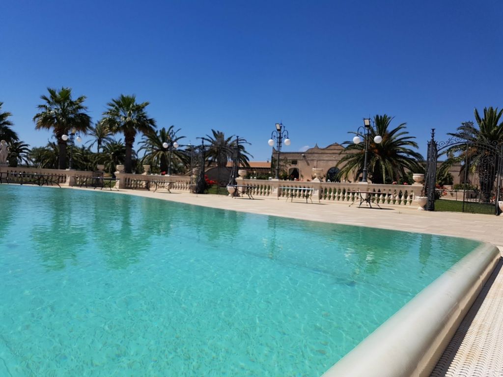 masseria-lisurii-2026-5-piscina-medieterranea-1774958465-1024x768