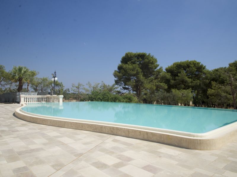 panoramica-piscina-1390405543-800x600